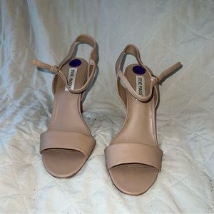 Steve Madden Tan Heeled Sandal 8.5